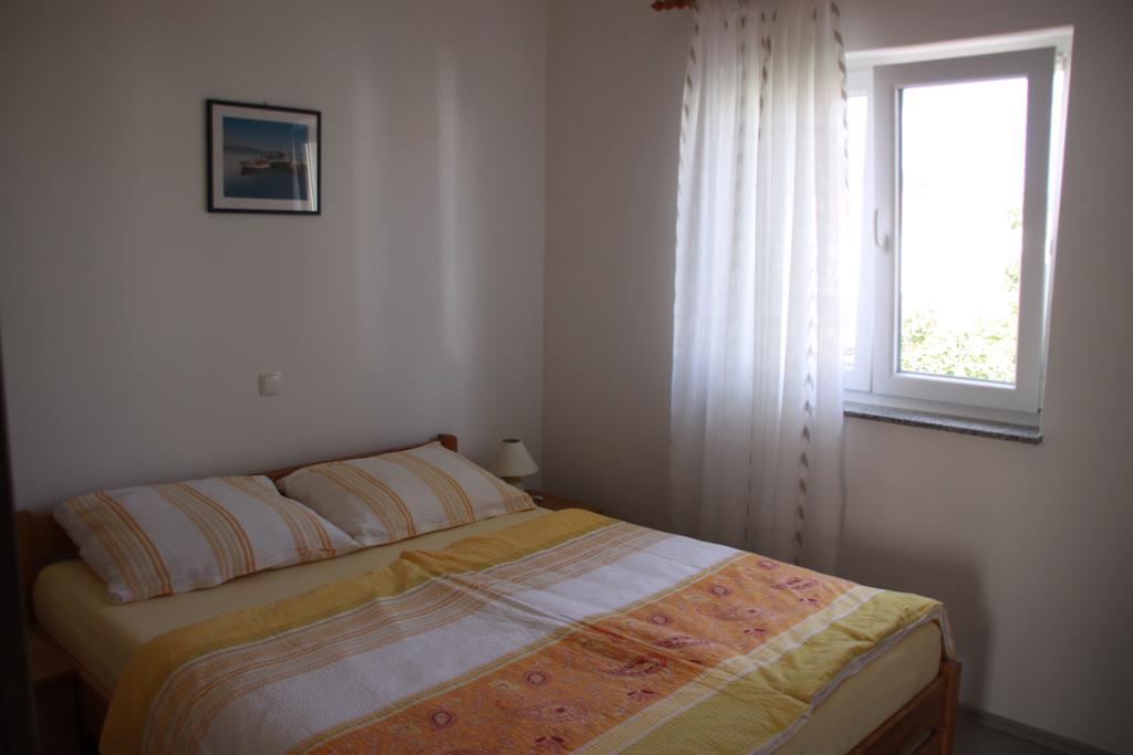 Mediterranean Oasis Apartments Baška Chambre photo